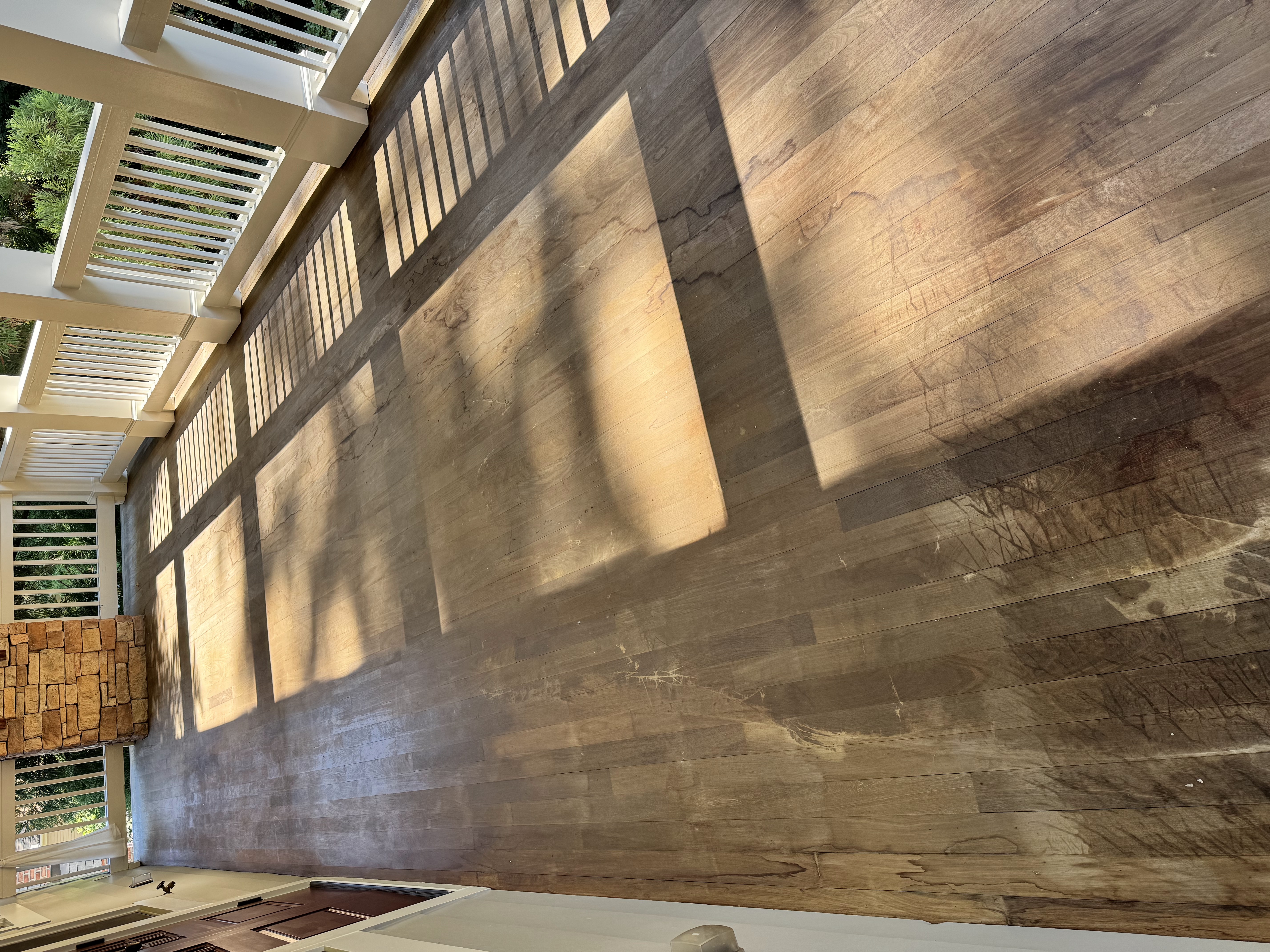 Exterior Deck Sanding & Refinishing