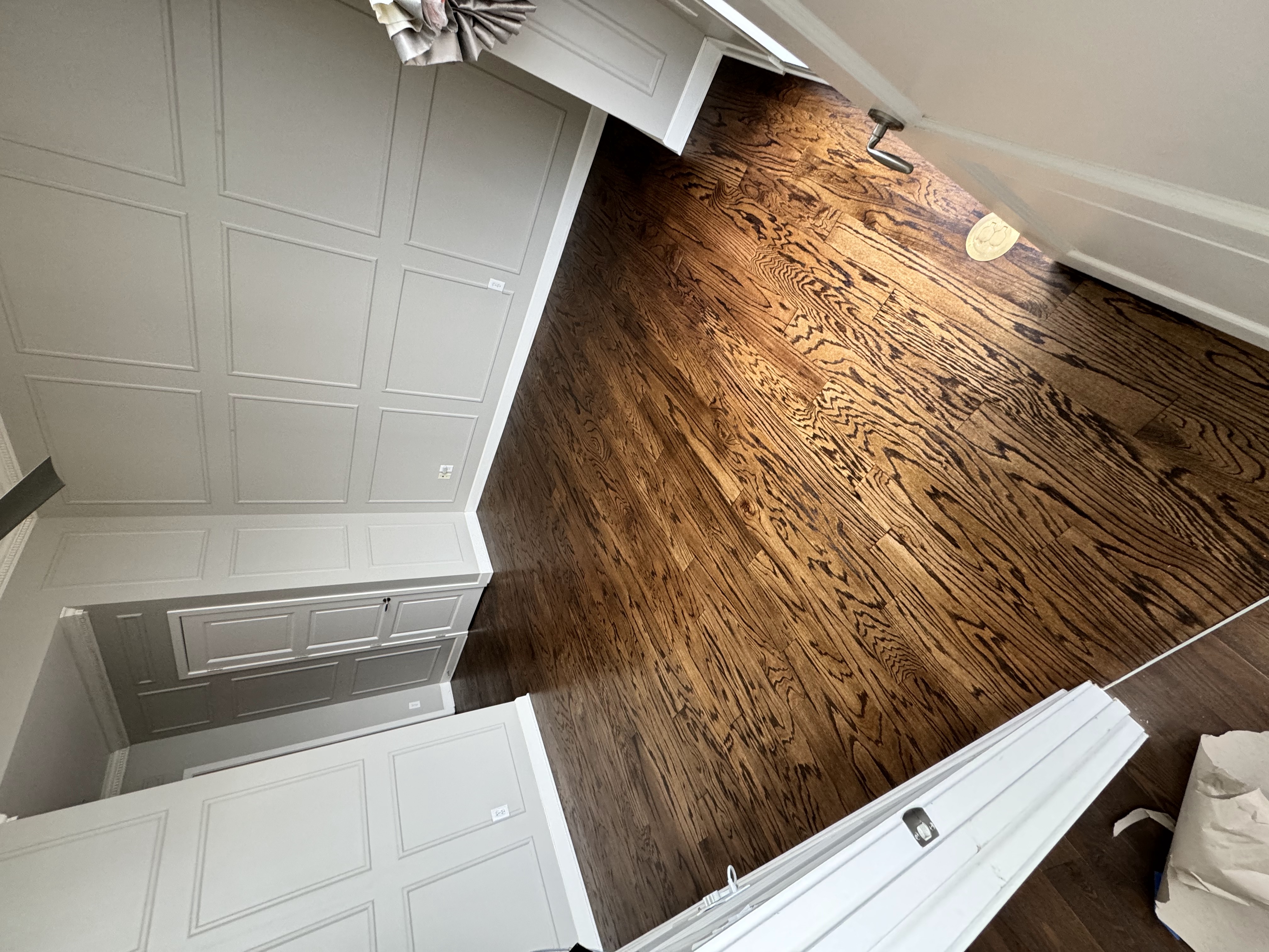 Hardwood Finishing — Room 2