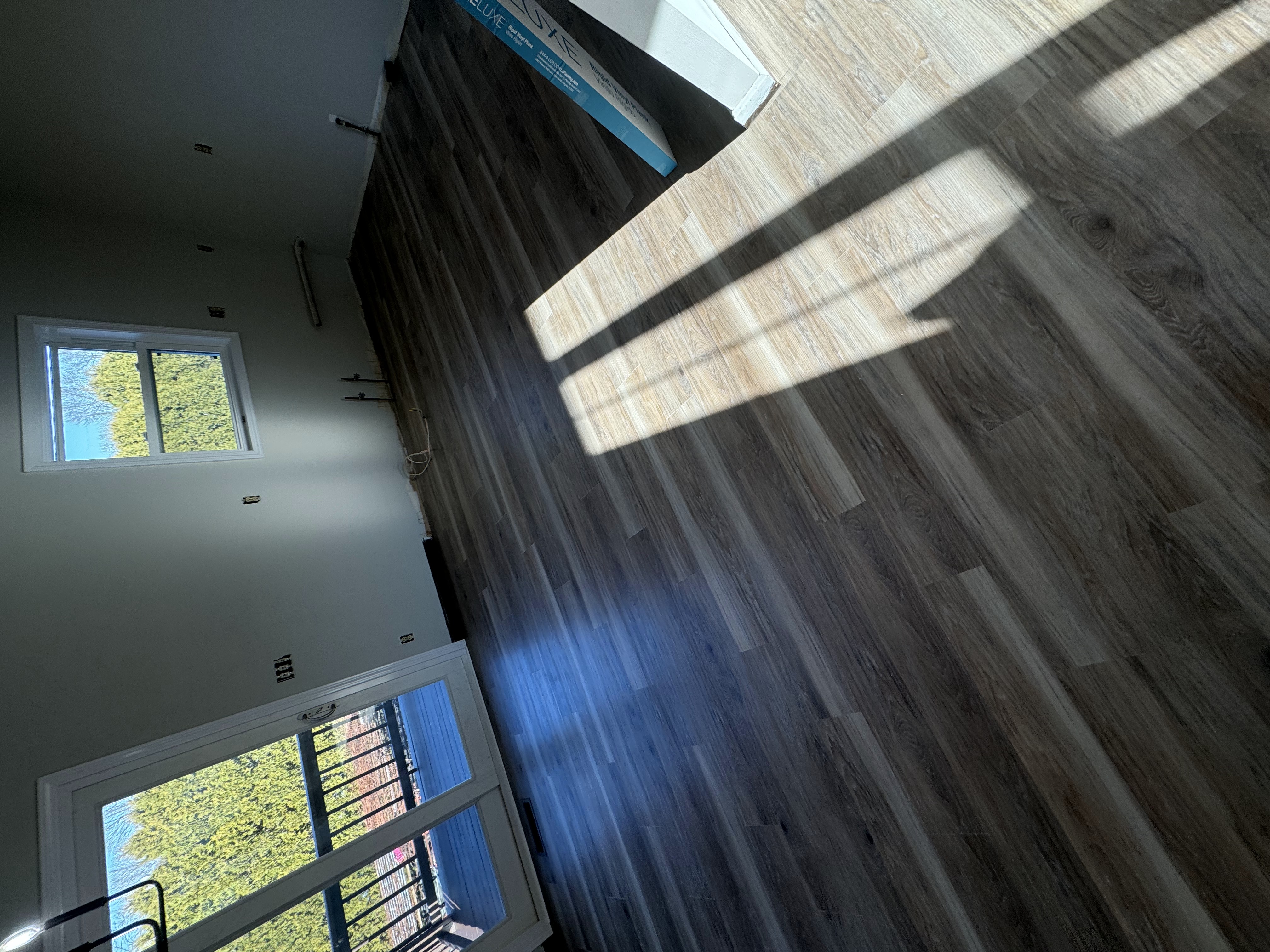 Vinyl Plank — Open Plan